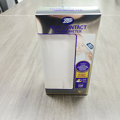 台湾银卡UV印刷过UV油贴PET和挂勾